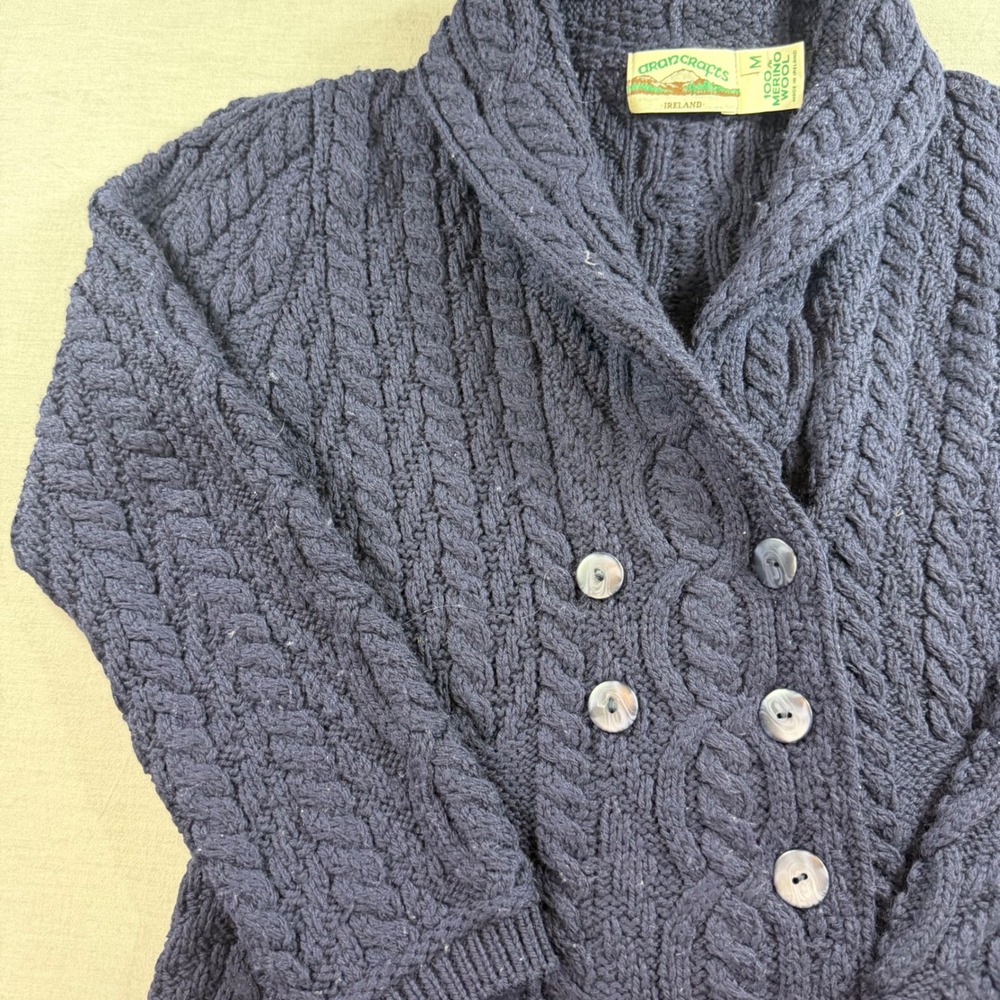Aran Crafts Cardigan Sweater Womens Medium Navy Blue Excellent Merino Wool Irish - Picture 3 of 8